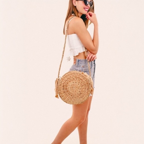 FAITHFULL THE BRAND Shelby Crossbody Woven Bag In Natural Color - Picture 1 of 8